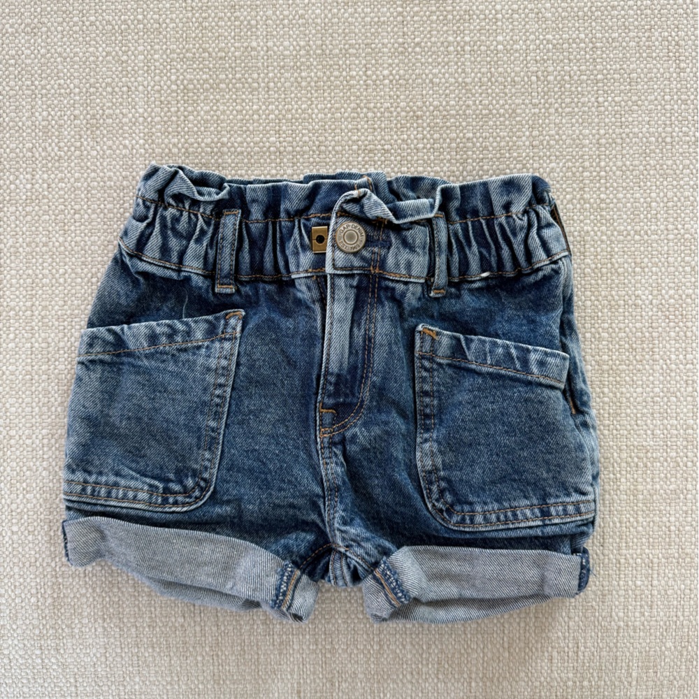GAP toddler girl shorts